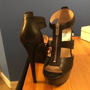 MICHAEL KORS BLACK high heels